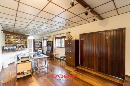 5_photo/94dce3e4ff.057b923898890996-ATLAS-2c2d78a5-d7f2-4bf7-a45b-de6027fccfd2.jpg de casa à venda com 5 quartos, 990m² em Mercês, Curitiba