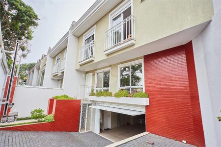 2_photo/94dce3e5ab.121863cdf22f1001-ATLAS-d5db7306-744d-438a-bd4e-d21c394691f6.jpg de casa à venda com 3 quartos, 193m² em Mercês, Curitiba