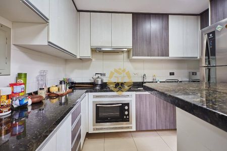 8_photo/94dce3e5ab.3bb507454a3bfeff-ATLAS-a0c8ab0a-60df-439d-9849-0195a7dd8b7a.jpg de casa à venda com 3 quartos, 193m² em Mercês, Curitiba