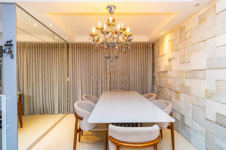 3_photo/94dce3e5ab.d7ef60e03d01fd59-ATLAS-21830570-dc6e-4ed4-b9f2-4b57e11df198.jpg de casa à venda com 3 quartos, 239m² em Mercês, Curitiba