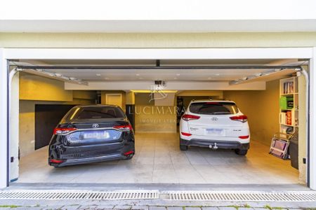 4_photo/94dce3e5ab.d7ef60e03d01fd59-ATLAS-28ae824a-7acb-431a-8d3a-2adf36b44767.jpg de casa à venda com 3 quartos, 239m² em Mercês, Curitiba