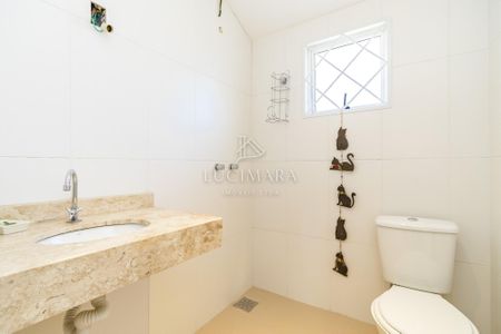 27_photo/94dce3e5ab.d7ef60e03d01fd59-ATLAS-e98d0bab-c611-4878-8512-5284b96f71f5.jpg de casa à venda com 3 quartos, 239m² em Mercês, Curitiba