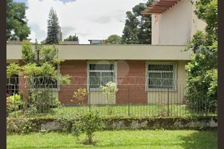 7_photo/94dce3e5ed.aaaaa2939d8ec39f-ATLAS-8f3dfa27-2dc0-4e92-82f2-974a018697ff.jpg de casa à venda com 4 quartos, 160m² em Bigorrilho, Curitiba