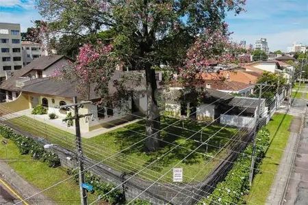 9_photo/94dce3e5ed.aaaaa2939d8ec39f-ATLAS-bd98529e-e117-4da0-8a4a-5da7ca26c135.jpg de casa à venda com 4 quartos, 160m² em Bigorrilho, Curitiba