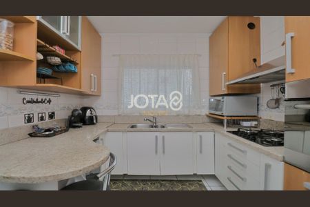 6_photo/94dce3e5f1.7f6d1a8656906080-ATLAS-b008cf67-0171-46c8-827e-375ea54c8af5.jpg de casa para alugar com 0 quarto, 105m² em Bigorrilho, Curitiba
