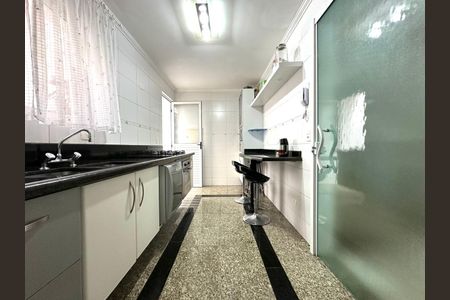 5_photo/94dce3e5f7.1fb0b71ab46b22f7-ATLAS-56098dec-ca23-4c5f-8e0c-08e41a242c36.jpg de casa à venda com 3 quartos, 167m² em Bigorrilho, Curitiba