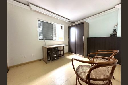 20_photo/94dce3e5f7.1fb0b71ab46b22f7-ATLAS-5eeecf38-98b1-4c41-a273-b00f3f4dfb52.jpg de casa à venda com 3 quartos, 167m² em Bigorrilho, Curitiba