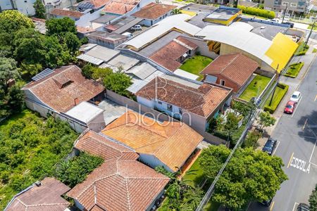 5_photo/94dce3e60f.41d999924f8b3a2a-ATLAS-0c44c94d-6ffc-4e99-bc9f-d8b403c18ef6.jpg de casa à venda com 6 quartos, 242m² em Bigorrilho, Curitiba