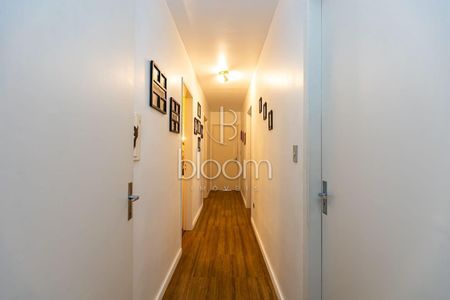 9_photo/94dce3e60f.41d999924f8b3a2a-ATLAS-246e86c4-6aae-499f-a9b1-4b50cdeb5c57.jpg de casa à venda com 6 quartos, 242m² em Bigorrilho, Curitiba