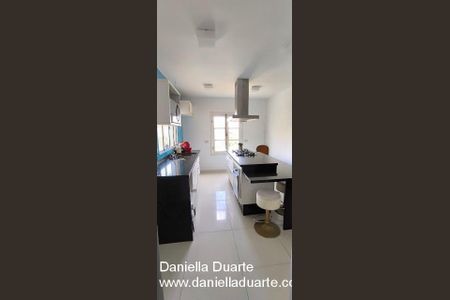 6_photo/94dce3e77b.6618d879b31b9a75-ATLAS-2fba23e2-9b98-4f9a-9cd8-e0d226c09cb0.jpg de casa à venda com 4 quartos, 407m² em Bigorrilho, Curitiba