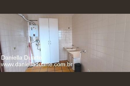 4_photo/94dce3e77b.6618d879b31b9a75-ATLAS-8db02f6d-1d2f-4517-9bbd-e2389f541dbd.jpg de casa à venda com 4 quartos, 407m² em Bigorrilho, Curitiba