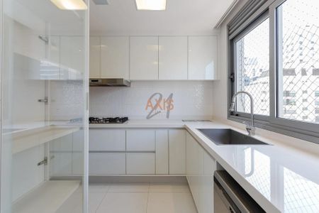 7_photo/94dce3e847.2039c38392adc39c-ATLAS-24c096f7-3087-4e5d-9ce8-3151e5c1e215.jpg de apartamento à venda com 4 quartos, 212m² em São Francisco, Curitiba