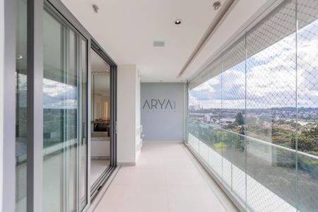 5_photo/94dce3e847.c35df5bd4b54cfde-ATLAS-4f5bfbdf-3b6e-4c40-b09c-e717b41f6d4b.jpg de apartamento à venda com 4 quartos, 212m² em São Francisco, Curitiba