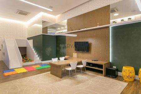 2_photo/94dce3e847.c35df5bd4b54cfde-ATLAS-55502b3a-dd65-460d-aa2b-ab39aaf853f3.jpg de apartamento à venda com 4 quartos, 212m² em São Francisco, Curitiba