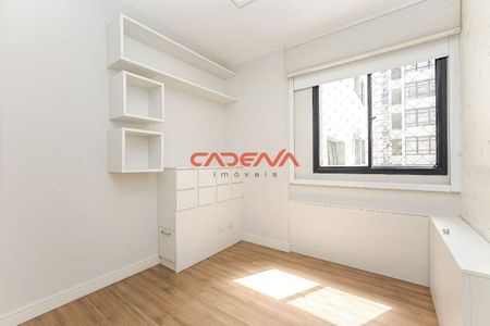 7_photo/94dce3e8db.7a7bf6bcdefaf442-ATLAS-2e236e84-6348-4319-8897-d6a143d8e76c.jpg de apartamento à venda com 3 quartos, 126m² em Bigorrilho, Curitiba