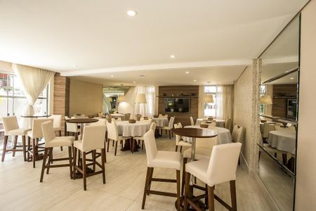 7_photo/94dce3e8ef.acda7014de92658c-ATLAS-37d2f8e9-9093-488c-a30a-29fd36d4809f.jpg de apartamento para alugar com 2 quartos, 58m² em Bigorrilho, Curitiba