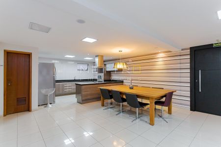 11_photo/94dce3e905.effed4e4f62d7f4b-ATLAS-1bcdc087-7f6b-410e-bfb6-5a64c7d57683.jpg de apartamento à venda com 1 quarto, 65m² em Bigorrilho, Curitiba