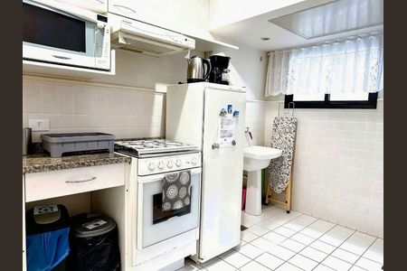 5_photo/94dce3e907.afcbe60299c19d85-ATLAS-3a962b96-596d-4504-8fdb-0cb2be15f2ae.jpg de apartamento à venda com 1 quarto, 39m² em Bigorrilho, Curitiba