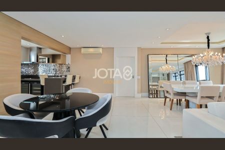 8_photo/94dce3e90f.9e089e009ae5cdab-ATLAS-51dd4e01-4dc3-4df8-81bb-ffab5834c6c1.jpg de apartamento para alugar com 3 quartos, 158m² em Bigorrilho, Curitiba