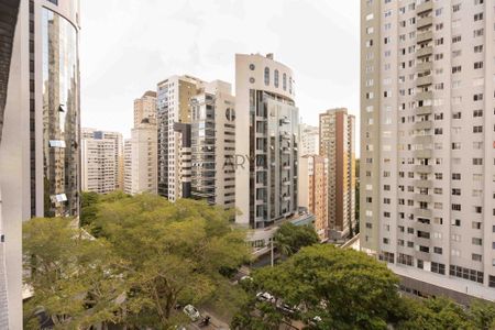 8_photo/94dce3e917.29749c28e6e9b932-ATLAS-cb0bfa09-e156-48a2-8dba-553431808ab9.jpg de apartamento à venda com 4 quartos, 139m² em Bigorrilho, Curitiba