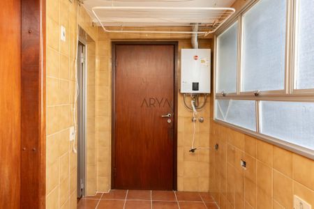 22_photo/94dce3e917.29749c28e6e9b932-ATLAS-cdea90c4-5648-4c43-a8a5-227ffd7fc973.jpg de apartamento à venda com 4 quartos, 139m² em Bigorrilho, Curitiba