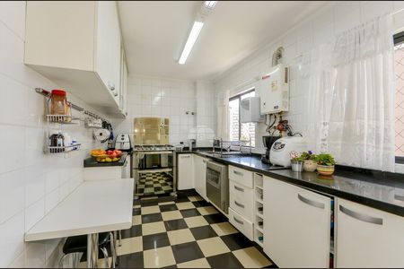 12_photo/94dce3e953.41fbb028c190c6e2-ATLAS-0ab58c46-e4a1-4e80-abde-8c50a7e78c69.jpg de apartamento para alugar com 3 quartos, 213m² em Bigorrilho, Curitiba