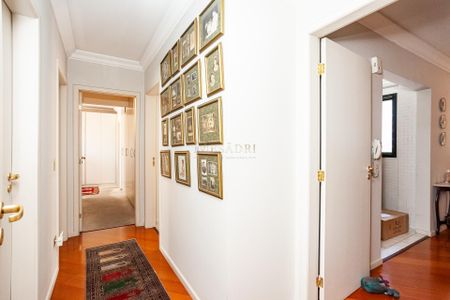 3_photo/94dce3e96b.cfb282a0a0316224-ATLAS-cacdc9df-901b-42bf-a61d-dd5d2c9de88d.jpg de apartamento à venda com 3 quartos, 160m² em Bigorrilho, Curitiba