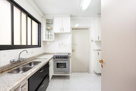 4_photo/94dce3e96b.cfb282a0a0316224-ATLAS-fa7a47f6-7a0a-4eab-823c-49f1599a9a0e.jpg de apartamento à venda com 3 quartos, 160m² em Bigorrilho, Curitiba