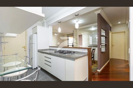 8_photo/94dce3e97f.210363f7da379e19-ATLAS-e90ad2c7-4e28-4482-add8-87060936b7f0.jpg de apartamento para alugar com 3 quartos, 92m² em Bigorrilho, Curitiba