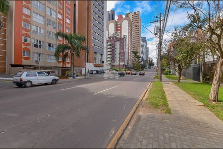 1_photo/94dce3e98d.84840c4a639ecf1c-ATLAS-adb42696-e842-4c24-bf45-9939bded1299.jpg de apartamento à venda com 2 quartos, 57m² em Campina do Siqueira, Curitiba