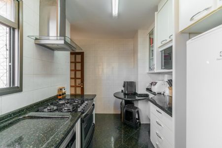 7_photo/94dce3e99f.007cc8634857c3a7-ATLAS-11b6a1f5-d847-4f4e-8c96-a7a8e0cce728.jpg de apartamento à venda com 4 quartos, 184m² em Bigorrilho, Curitiba