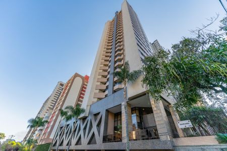 23_photo/94dce3e99f.007cc8634857c3a7-ATLAS-fa4ff6da-e54c-481d-95d9-b26129c5c515.jpg de apartamento à venda com 4 quartos, 184m² em Bigorrilho, Curitiba