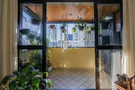 5_photo/94dce3e9a7.6a2cde5a9a9595ab-ATLAS-4d2209ed-6bab-4cb0-9da5-22ba2805fbbd.jpg de apartamento à venda com 4 quartos, 120m² em Bigorrilho, Curitiba