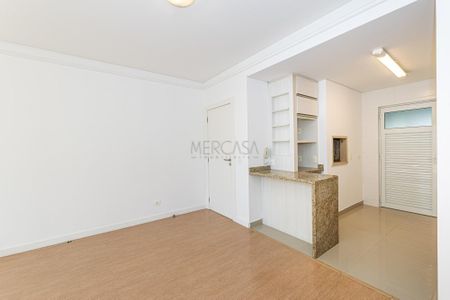 8_photo/94dce3e9ab.8a773206e2e2941d-ATLAS-321ab361-60a4-478f-a831-717ed8bab9d9.jpg de apartamento para alugar com 3 quartos, 84m² em Bigorrilho, Curitiba