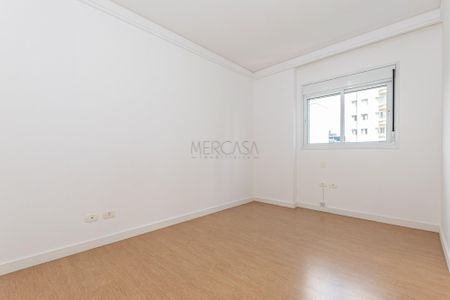 10_photo/94dce3e9ab.8a773206e2e2941d-ATLAS-458b3cdd-da8a-49a2-9142-cf80b84fe8c3.jpg de apartamento para alugar com 3 quartos, 84m² em Bigorrilho, Curitiba