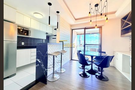 5_photo/94dce3e9b3.1513912aed6a9552-ATLAS-37c8eb16-76f1-48b1-b3a9-c73571d4f60b.jpg de apartamento para alugar com 2 quartos, 100m² em Bigorrilho, Curitiba