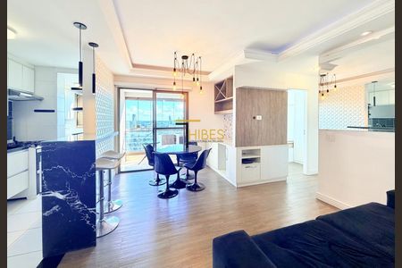 2_photo/94dce3e9b3.1513912aed6a9552-ATLAS-67f9b7dc-77c4-480b-80a7-4723be9eb30d.jpg de apartamento para alugar com 2 quartos, 100m² em Bigorrilho, Curitiba