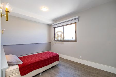 37_photo/94dce3e9b3.1513912aed6a9552-ATLAS-6e2c8aad-07ff-4cf4-bc4c-167c8aa43c33.jpg de apartamento à venda com 2 quartos, 180m² em Bigorrilho, Curitiba