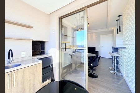 18_photo/94dce3e9b3.1513912aed6a9552-ATLAS-88327439-e4d5-4d3d-8d4f-f78310e7b4df.jpg de apartamento para alugar com 2 quartos, 100m² em Bigorrilho, Curitiba
