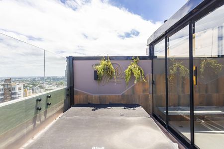 23_photo/94dce3e9b3.1513912aed6a9552-ATLAS-c8b968a0-1e7b-4257-a5a6-4a8e8be5d7ff.jpg de apartamento à venda com 2 quartos, 180m² em Bigorrilho, Curitiba