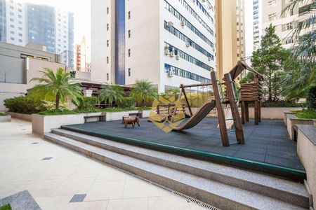 4_photo/94dce3e9b3.2ad5d6e9895515f3-ATLAS-1140bdd1-383d-4eef-ab1d-599e8dafbbe6.jpg de apartamento à venda com 3 quartos, 87m² em Bigorrilho, Curitiba