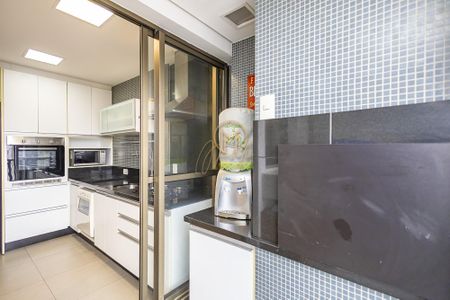 12_photo/94dce3e9b3.a7bf1018980f9caf-ATLAS-e3f67155-a72b-4ace-a9e5-42cd7ba93a35.jpg de apartamento à venda com 3 quartos, 87m² em Bigorrilho, Curitiba