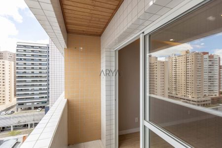 2_photo/94dce3e9bf.b2e68ee93fa647e0-ATLAS-22fb40d2-55b4-40ae-9a91-e21bef261924.jpg de apartamento à venda com 3 quartos, 88m² em Bigorrilho, Curitiba