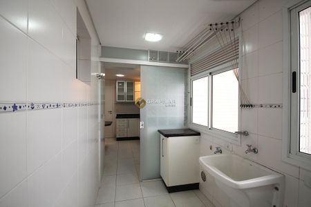 13_photo/94dce3e9c1.b2e68ee93fa647e0-ATLAS-22ab9ff4-663a-4a20-bf76-5cfdcc85e0f5.jpg de apartamento à venda com 3 quartos, 89m² em Bigorrilho, Curitiba