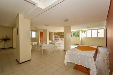 24_photo/94dce3e9cd.5e665bdf6f52b39f-ATLAS-20fb7110-2558-4116-834f-eaf9aedb3a1e.jpg de apartamento à venda com 2 quartos, 48m² em Champagnat, Curitiba