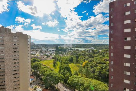 30_photo/94dce3e9cd.5e665bdf6f52b39f-ATLAS-47f95f98-f7cc-4b0f-9bd0-9a7729da2851.jpg de apartamento à venda com 2 quartos, 48m² em Champagnat, Curitiba