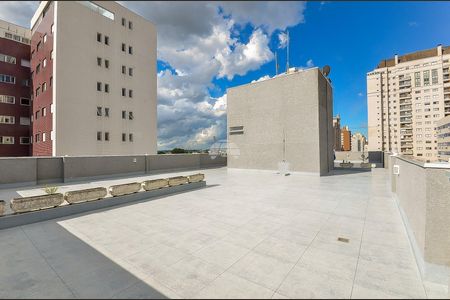 29_photo/94dce3e9cd.5e665bdf6f52b39f-ATLAS-9bd380fd-5a1b-4e0f-a143-4cf55293abb9.jpg de apartamento à venda com 2 quartos, 48m² em Champagnat, Curitiba