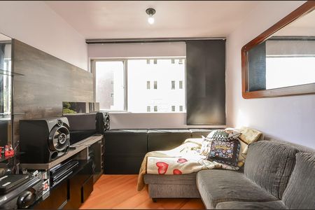 8_photo/94dce3e9cd.5e665bdf6f52b39f-ATLAS-c38e71fe-d574-41d5-a491-265ec49fd5cf.jpg de apartamento à venda com 2 quartos, 48m² em Champagnat, Curitiba