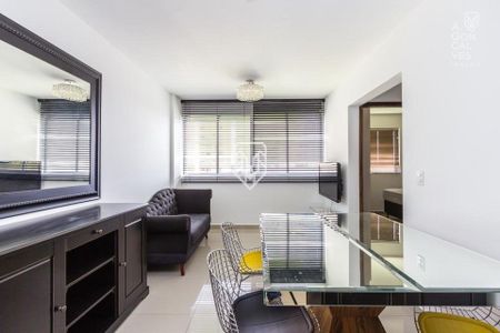 4_photo/94dce3e9cd.6fc69dc96ef1e51b-ATLAS-12e5feba-3b30-4767-bcf7-a014bc4a60be.jpg de apartamento à venda com 2 quartos, 42m² em Champagnat, Curitiba