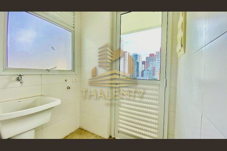 12_photo/94dce3ea19.12fe5f5ebb6d84ec-ATLAS-094b999a-8abd-47cc-af3a-0cff8aac4ca7.jpg de apartamento à venda com 3 quartos, 95m² em São Francisco, Curitiba